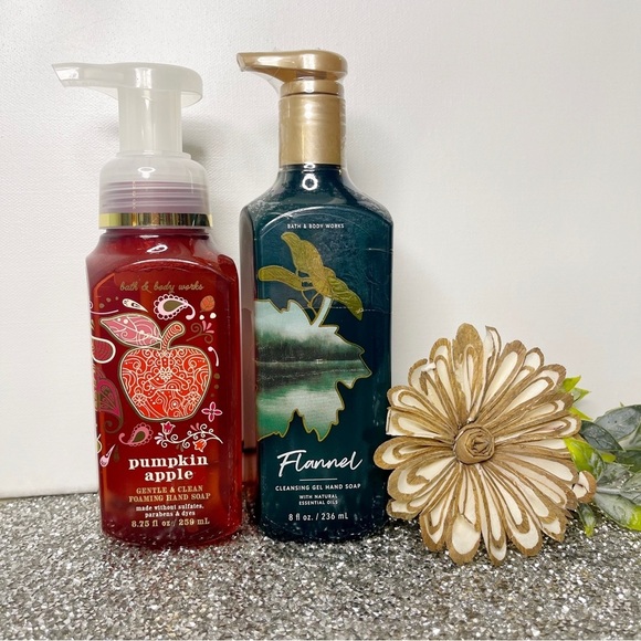 Bath & Body Works Hand Soap Pumpkin Apple & Flannel Fall Scent Nwt - Picture 1 of 3